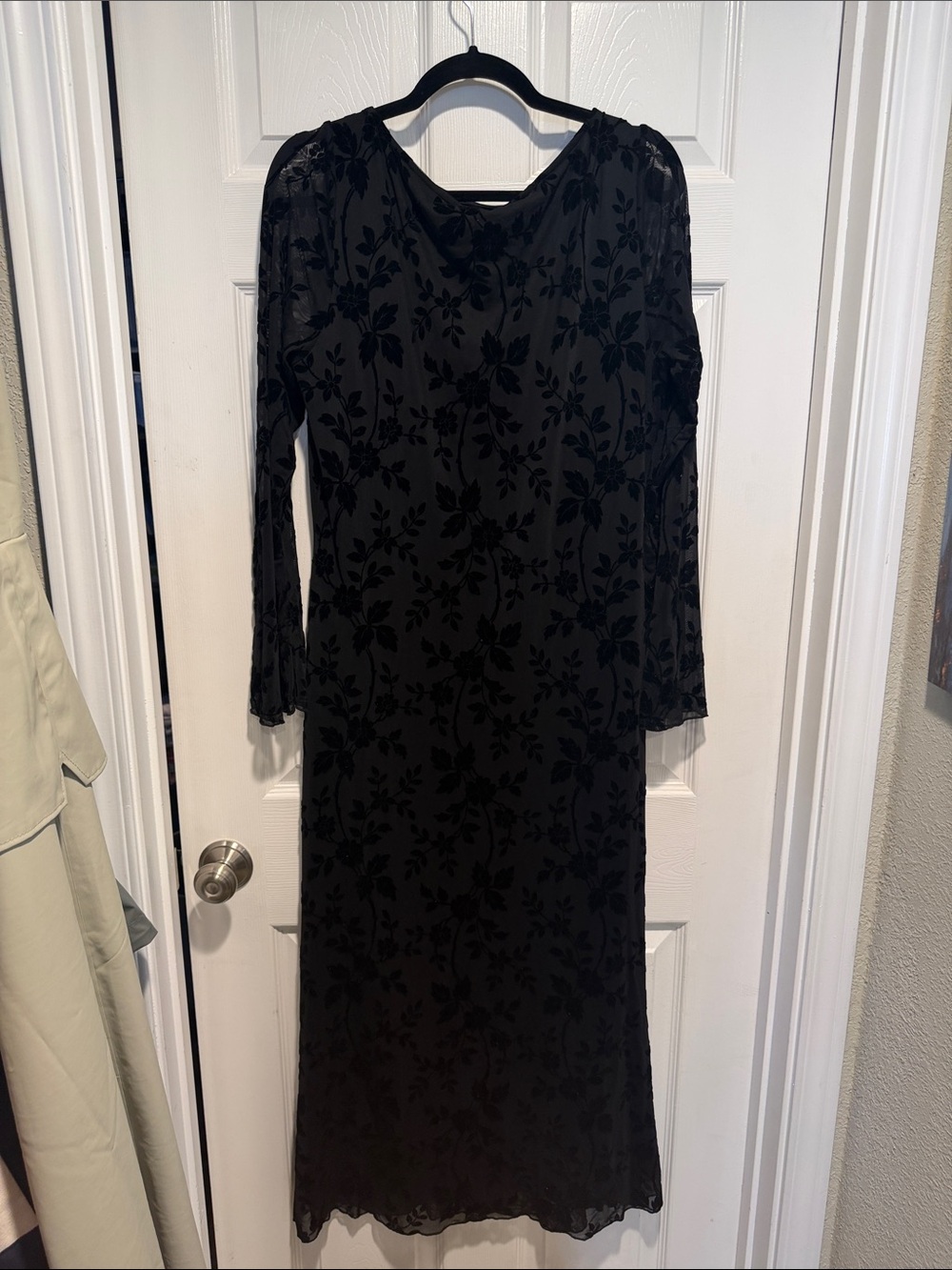 Prettygarden Black Floral Velvet long sleeve dress size XL NWT - Picture 3 of 4